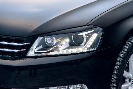 Реснички на фары VW Passat B7 (2010-2015) + УСТАНОВОЧНЫЙ КОМПЛЕКТ