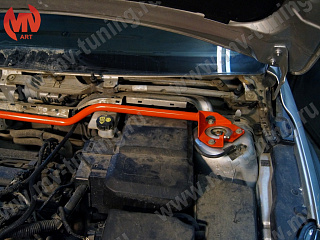 Растяжка передних стоек Ford Focus 2 (2004-2011)